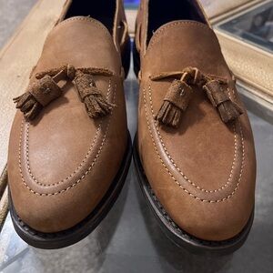 NWOB Allen Edmonds Nubuck Suede Tassel Loafers for Men Brown 9.5M